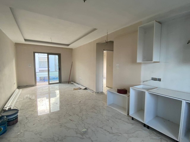 New apartment with a good location in Lapta