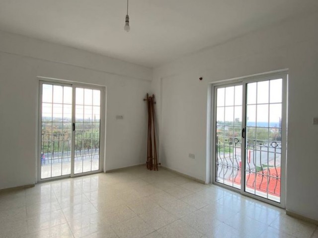 Spacious apartment in the center of Alsancak