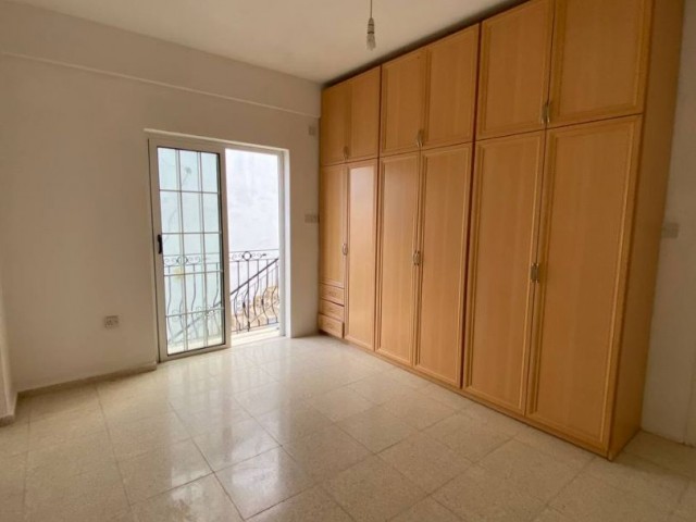 Spacious apartment in the center of Alsancak