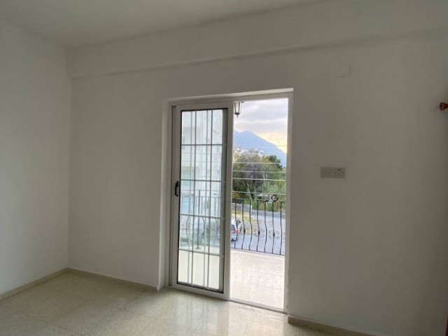 Spacious apartment in the center of Alsancak