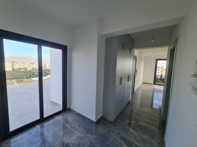 KÜÇÜKKAYMAKLI DA SATILIK 3+1 GENİŞ TERASLI PENTHOUSE