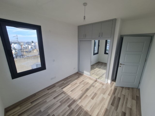 Penthouse For Sale in Küçük Kaymaklı, Nicosia