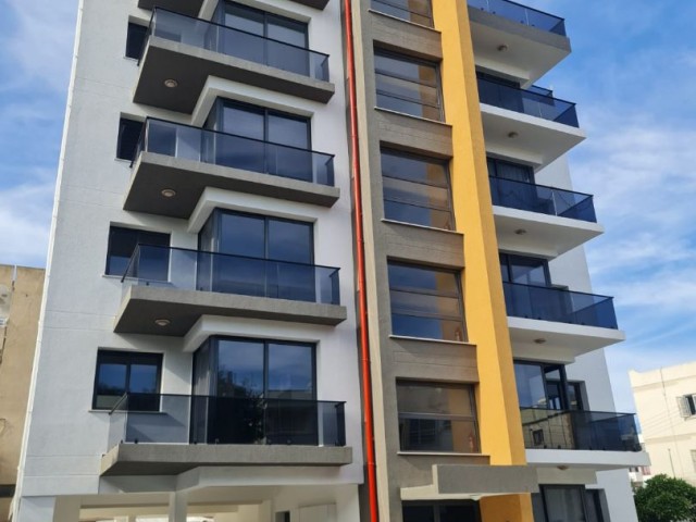 Penthouse For Sale in Küçük Kaymaklı, Nicosia