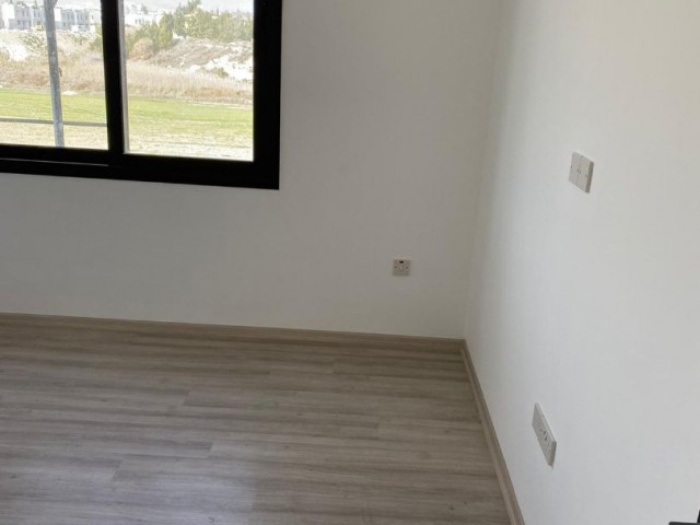 Flat For Sale in Küçük Kaymaklı, Nicosia