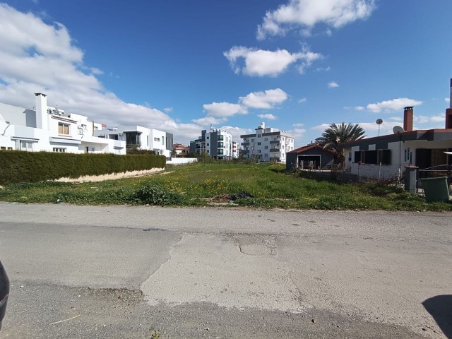 LAND FOR SALE SUITABLE FOR APARTMENT BUILDING BEHIND HAMİTKÖY ISBANKASI