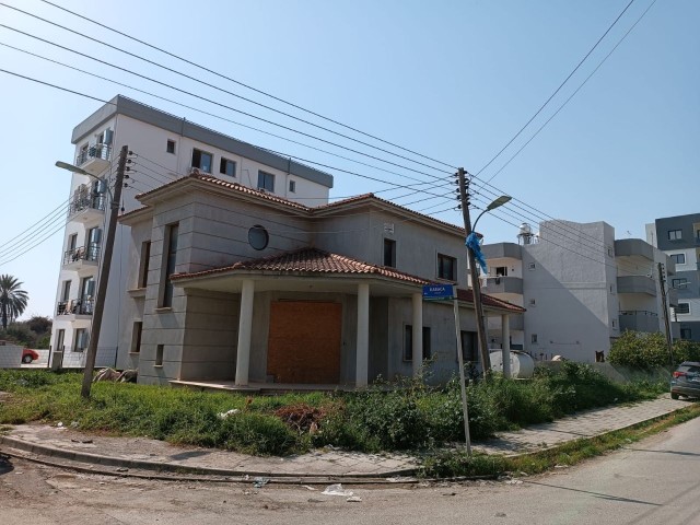 FULLY DETACHED 75% FINISHED 4+1 VILLA FOR SALE IN KÜÇÜKKAYMAKLI