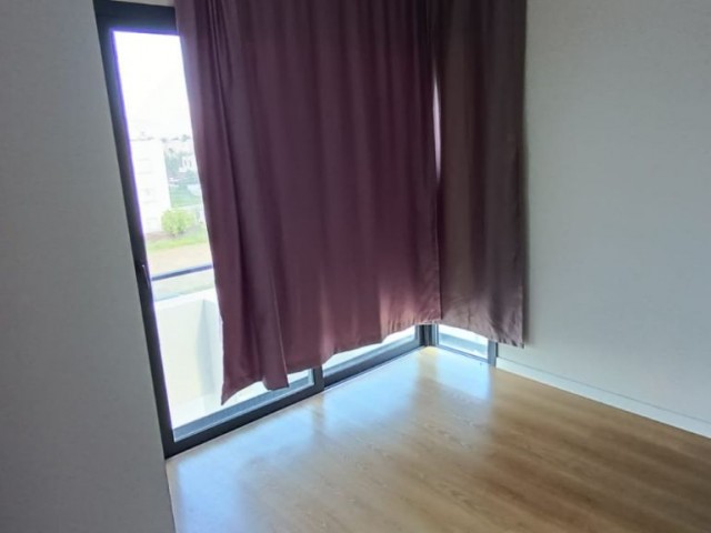 2+1 APARTMENT FOR RENT ON THE MAIN ROAD IN KÜÇÜKKAYMAKLI