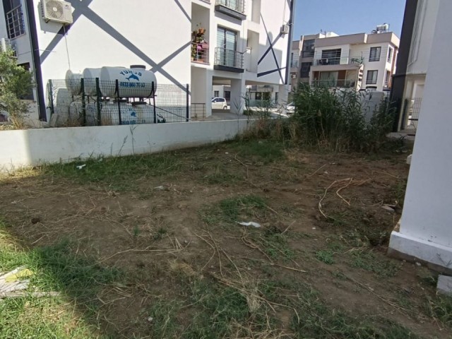 2+1 FLAT FOR SALE IN HAMİTKOY, GROUND FLOOR WITH WIDE GARDEN