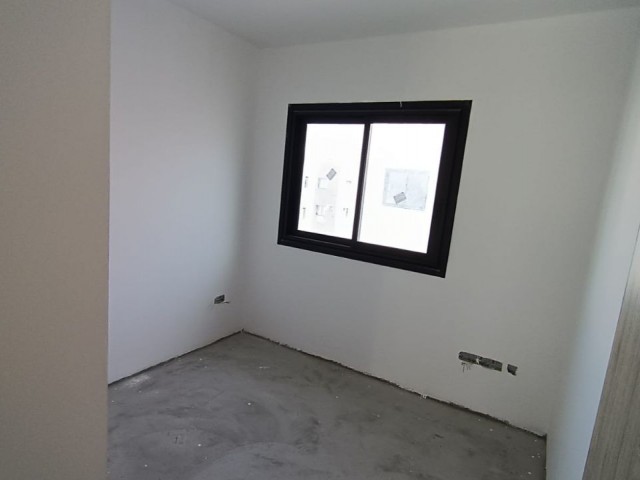 KÜÇÜKKAYMAKLI MERKEZİ KONUM DA SATILIK 2+1 PENTHOUSE