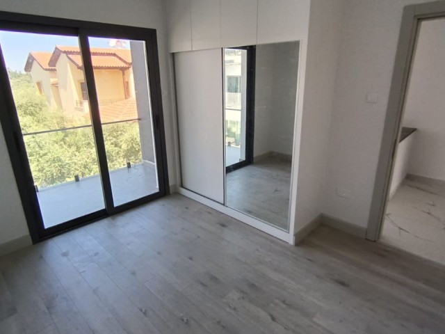 GROSSE, HOCHWERTIGE, KOMFORTABLE, LUXURIÖSE 4+1-VILLA ZUM VERKAUF IN ÇATALKÖY