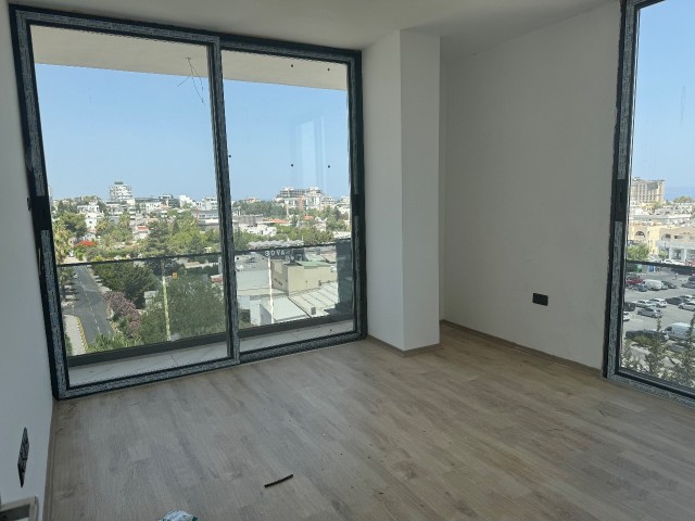 Luxuriöses Maisonette-Apartment mit 3 Schlafzimmern und Berg- und Meerblick im Zentrum des Lebens in Kyrenia