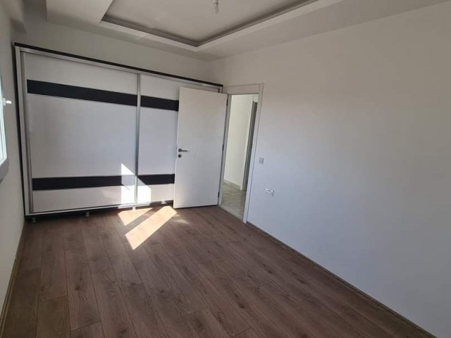 İskele long beach bölgesinde Satılık 2+1 lüks apartman dairesi