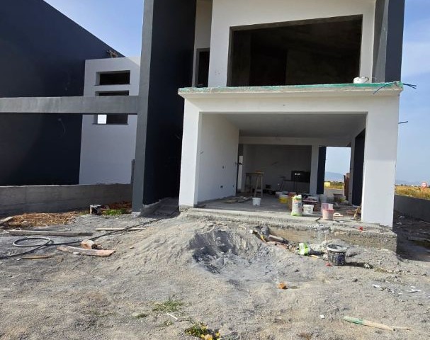 Zwei Duplex-Villen in der Region Mutluyaka in Famagusta werden zum Verkauf angeboten️ 30% Anzahlung mit Handzahlung