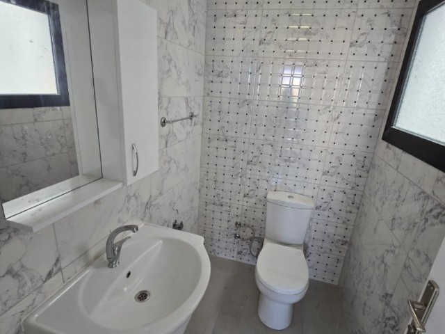 Mağusa Çanakkale bölgesinde zemin kat 3+1 satılık apartman dairesi 