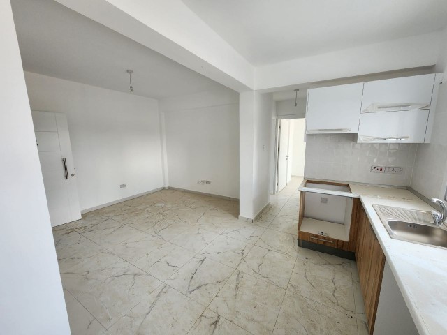 Flat To Rent in Çanakkale, Famagusta