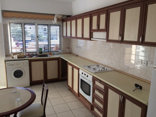 3+1 WOHNUNG ZU VERKAUFEN IN DER SALAMIS ROAD IN MAGUSA, 1. STOCK 125 M2