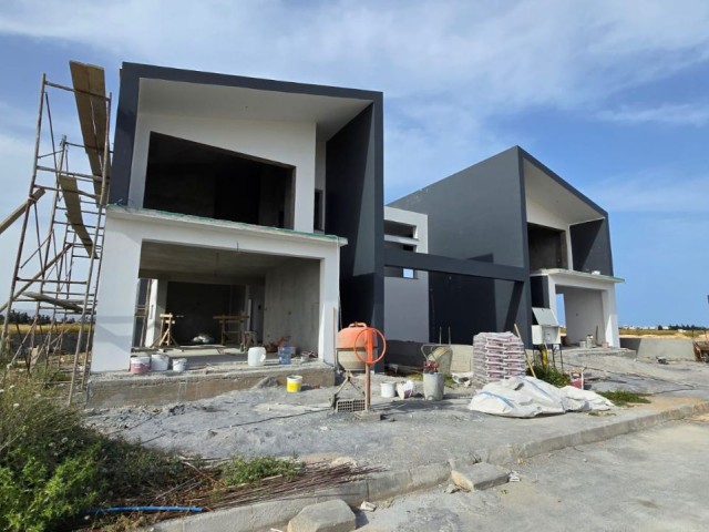 Twin duplex villas for sale in the Mutluyaka region of Famagusta are on sale️