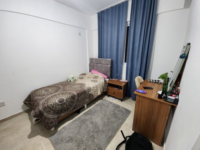 2+1 flat for sale in Famagusta Çanakkale region, 3rd floor with elevator and parking