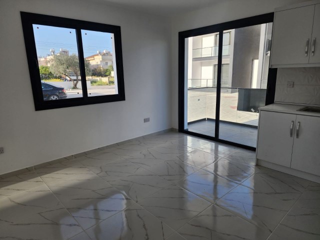 2+1 Ground floor flat for sale in Famagusta Çanakkale area