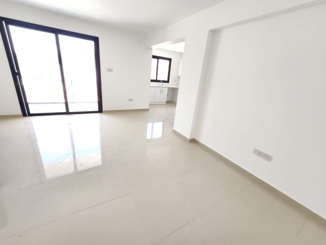 3+1 brand new flat for rent in Famagusta Canakkale area 122 m2 very spacious