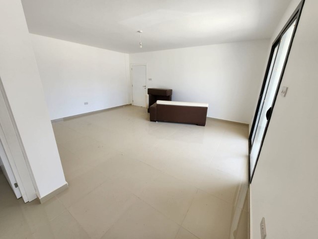 3+1 brand new flat for rent in Famagusta Canakkale area 122 m2 very spacious