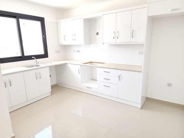 3+1 brand new flat for rent in Famagusta Canakkale area 122 m2 very spacious