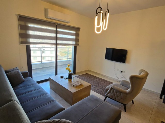 2+1 voll möblierte Wohnung in der Region Famagusta Çanakkale, 85 m2 große Wohnung, Transformator bezahlt