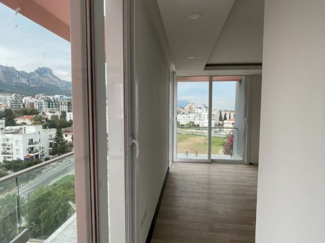 Sale! Duplex penthouse in the Center of Girne, sea and mountain views!