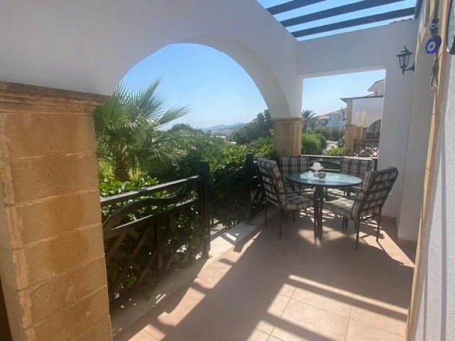 We are pleased to offer for sale an incredibly spacious and nicely presented & maintained, 3 double Bedroom Ground floor garden apartment. On an award winning site with 2 Restaurants, 5 Pools, Gym, Spa, Tennis courts. Walking distance to beach and shops you really have it all here 