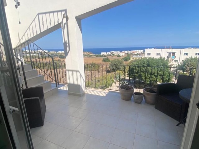 Very well presented 2 bedroom, penthouse on a delightful site with a great community. Fabulous views both Sea and Mountains. Key ready Furnisher included down to the last linen. Large roof terrace and separate balcony. Title deeds in owners name VAT paid . Live viewings available
