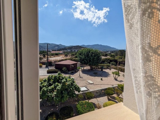 We are excited to present this lovely 2 bedroom penthouse on a charming site with a great community. Fabulous views both Sea & Mountains. Key ready Furnisher included down to the crockery. Large terrace roof & separate balcony, & Title deeds in owners name VAT paid. Live viewings available.