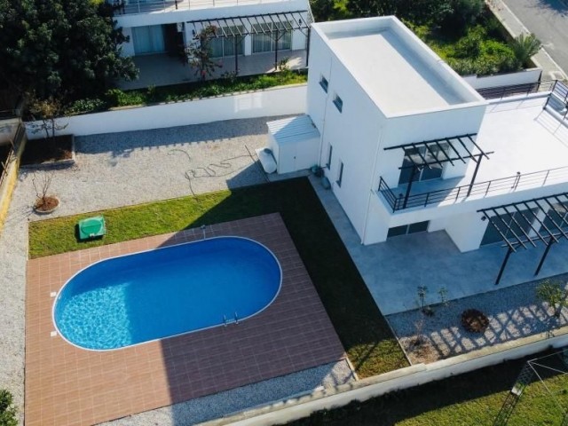 Newly renovated 3 Bedroom detached villa close to sea, Title deeds ready newly fitted kitchen and ba