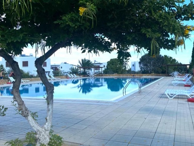 We are pleased to offer for sale this delightful and extremely spacious resale 3 double bedroom ground floor garden apartment. Located in Esentepe, in a secluded and private area with easy access to the beach offering fantastic facilities for all the family and due to be completed by NOVEMBER 2023.