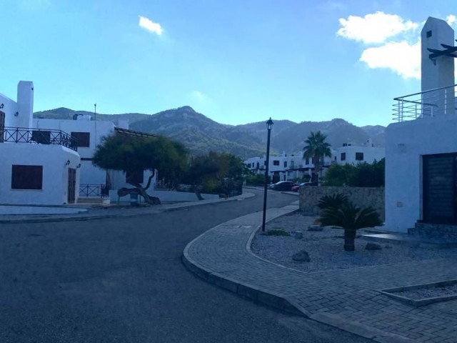 We are pleased to offer for sale this delightful and extremely spacious resale 3 double bedroom ground floor garden apartment. Located in Esentepe, in a secluded and private area with easy access to the beach offering fantastic facilities for all the family and due to be completed by NOVEMBER 2023.