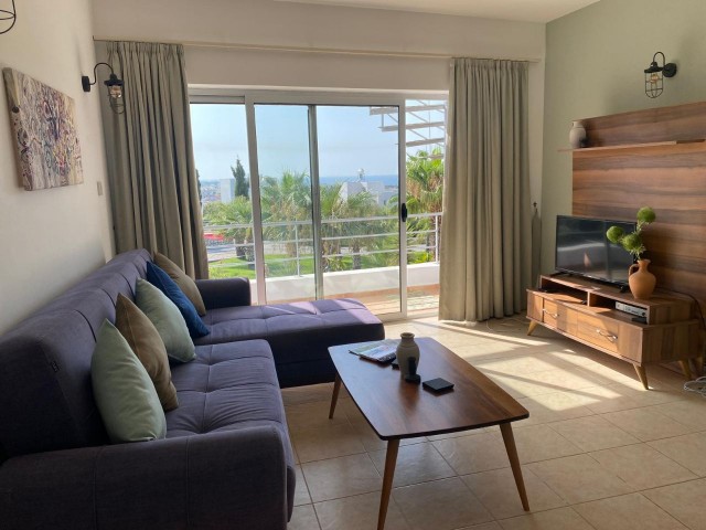 We are pleased to offer for sale this well presented 2 bedroom Penthouse apartment on this highly sort after boutique site in Bahceli. With fantastic sea views from the moment you walk in and access from the site to the beach and old coast road walks. The site also benefits from great amenities