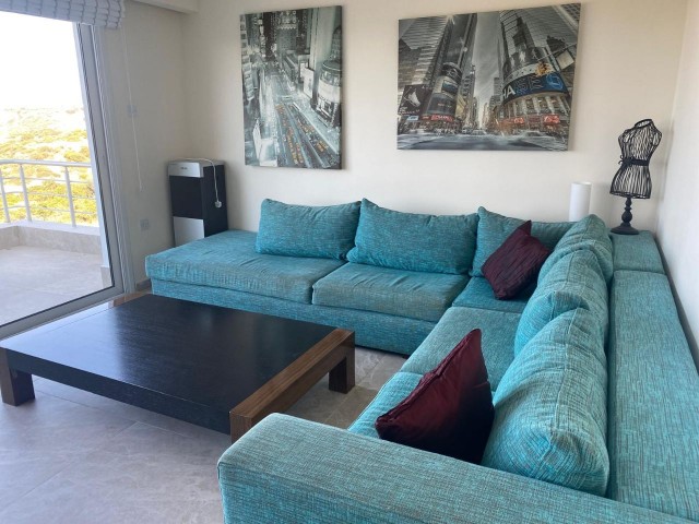 Fantastic opportunity to own a beautiful 3 double bedroom spacious Penthouse on the sought after development, Sea Magic Park. With outstanding sea views on a site which has great amenities you really have it all here. The sunsets from the roof terrace are quite spectacular overall a fantastic home.