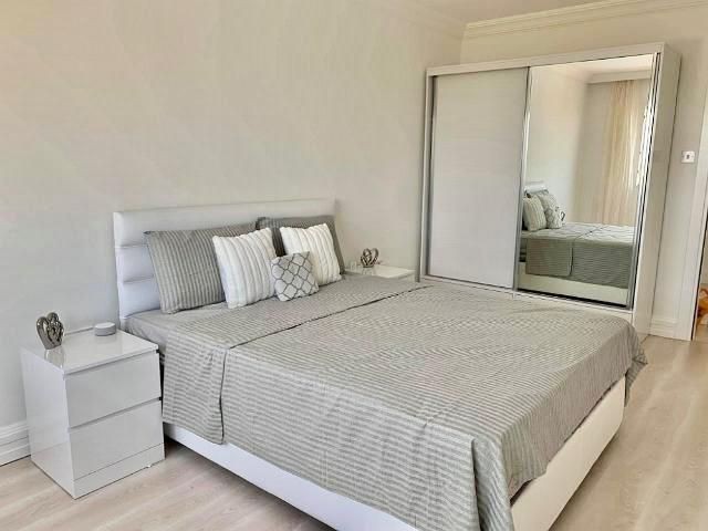 Girne Çatalköy Satılık 4+1 Villa