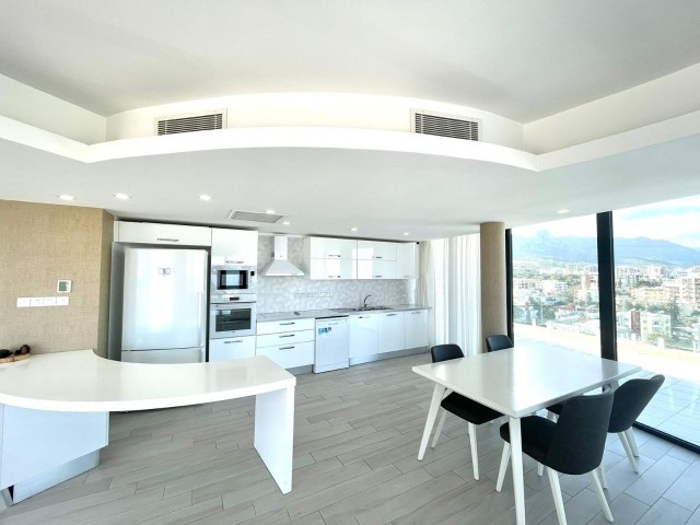 Girne Merkez Satılık Lüks 3+1 Penthouse