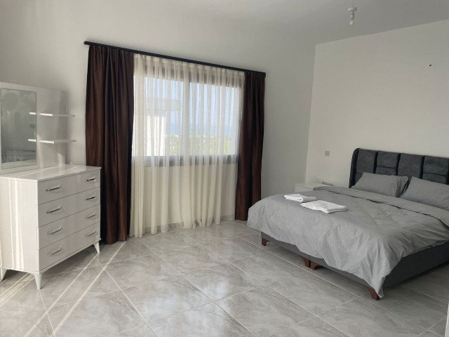 Kyrenia Catalkoy 3+1 Villa zu vermieten