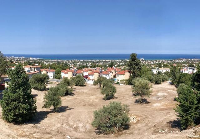 Plot for sale in Kyrenia, Bellapais