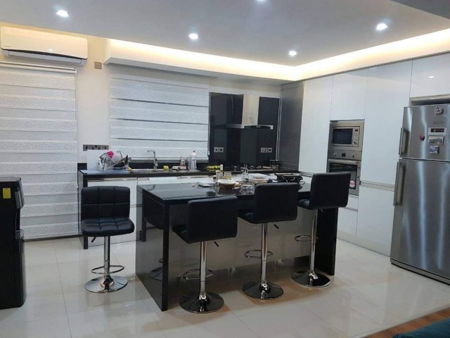 3+1 Penthouse For Sale In Kyrenia Center