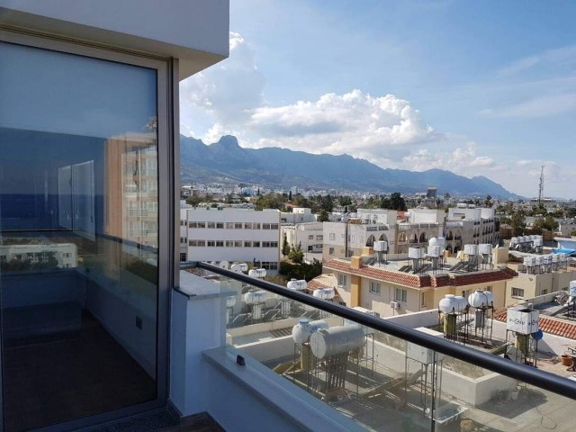 3+1 Penthouse zum Verkauf im Kyrenia Center