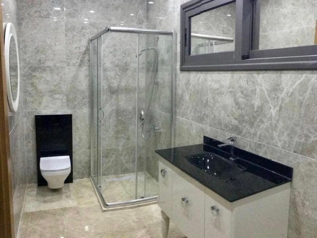 Girne Edremit Satılık 4+1 Lüks Villa