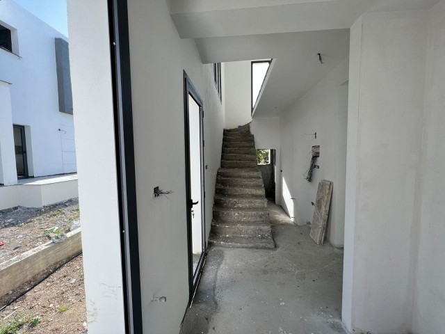 Girne Alsancak Satılık 3+1 Villa