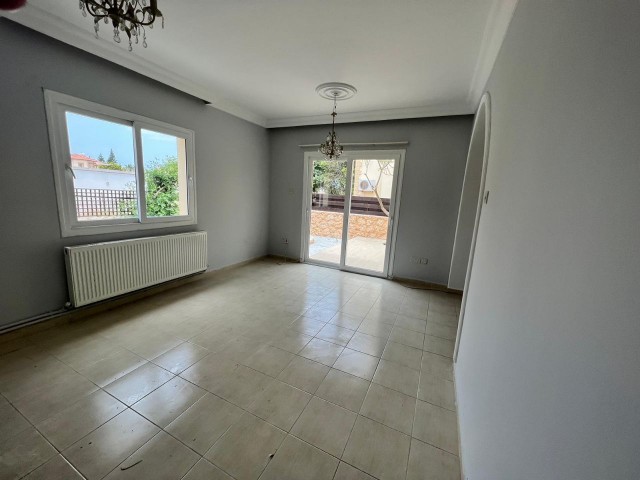 Girne Lapta Satılık 2+1 Villa 