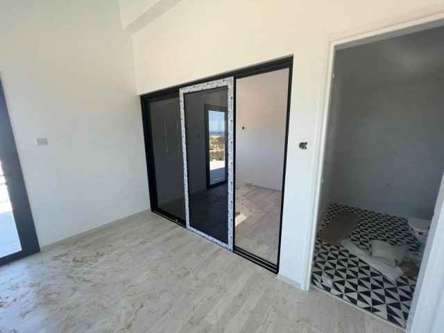 Girne Bahçeli Satılık 3+1 Villa