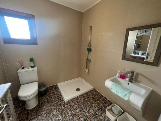 Girne Alsancak Satılık 4+1 Villa 