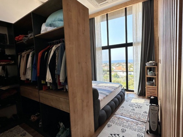 Girne Alsancak deniz manzaralı satılık 4+1 villa