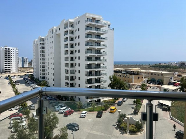 2+1 Flat for Sale in Long Beach, Iskele