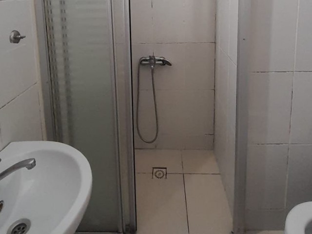 Nice apartment 2+1 for rent in Girne Karakum 